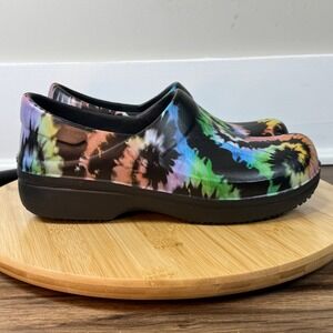 Crocs Neria Pro II Clog Women 8 Black Tie Dye Excellent Slip Resistant Work Shoe